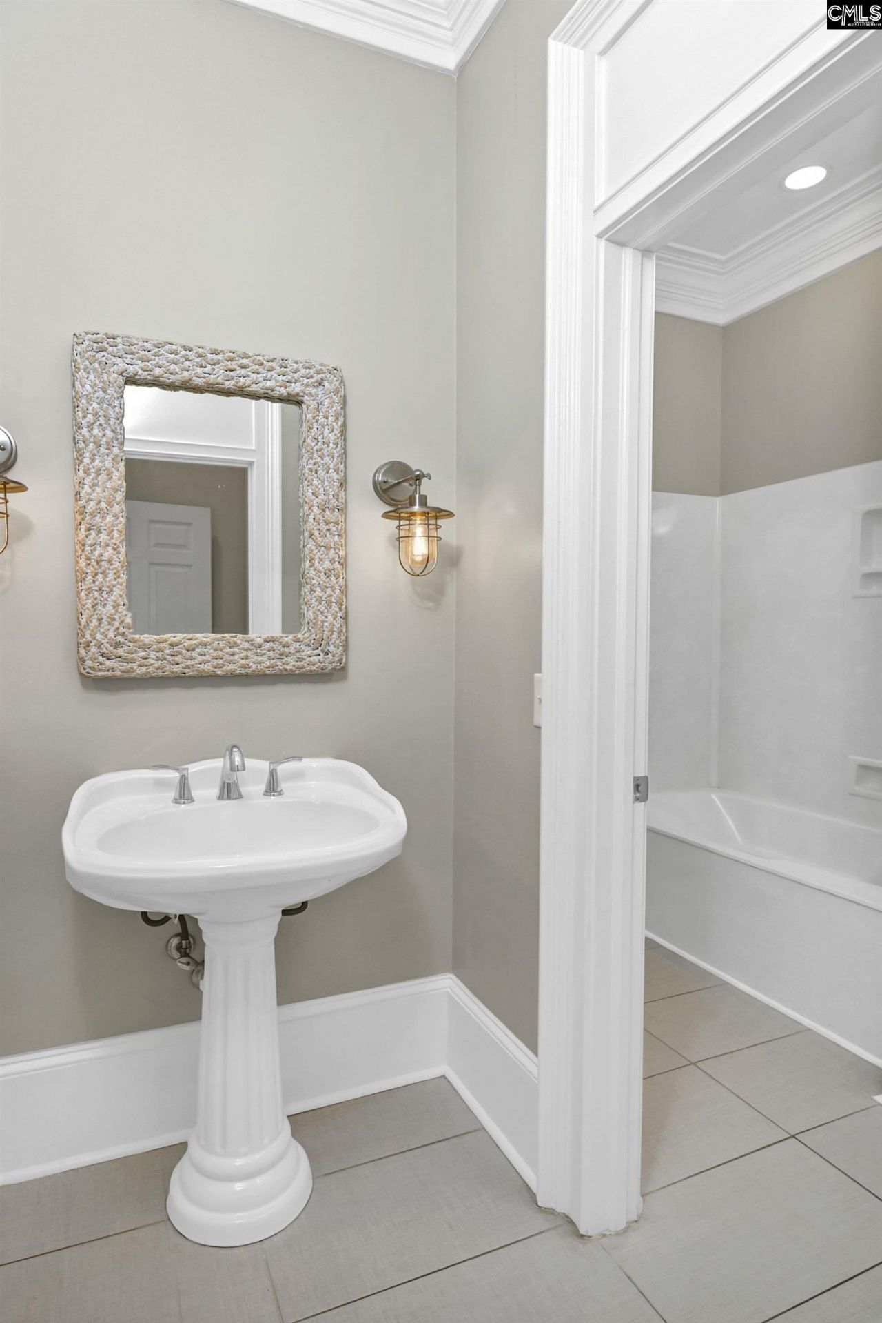 305 Redbay Road  Photo 42