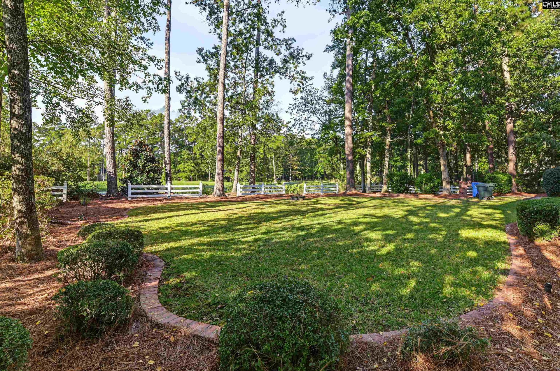 305 Redbay Road  Photo 8
