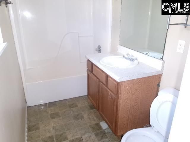 8 High Glen Court  Photo 12