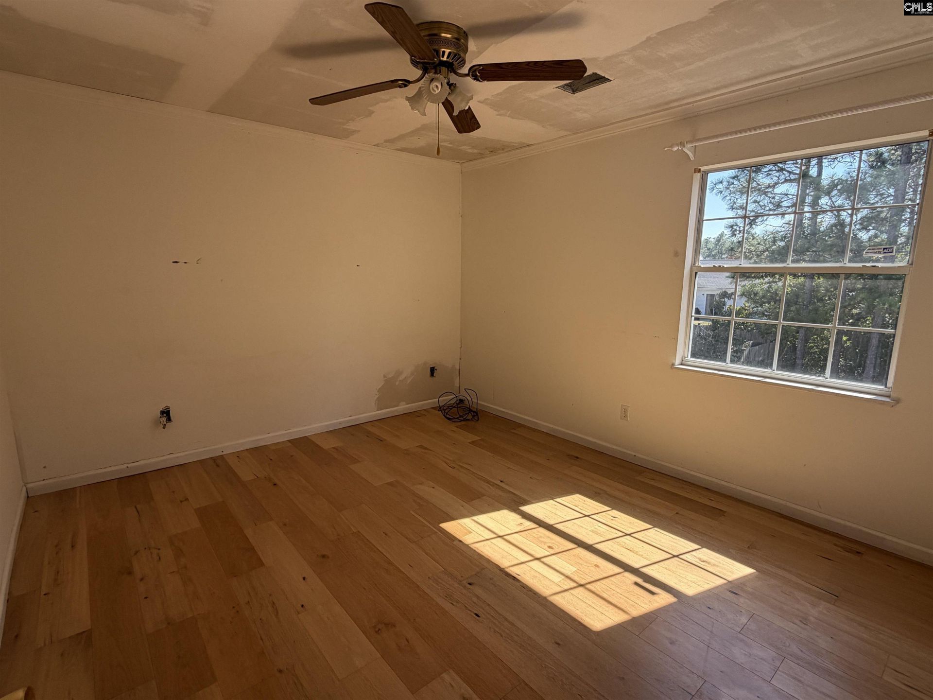 8 High Glen Court  Photo 7