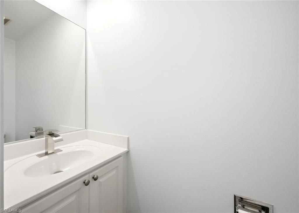 5729 Cove Cir , Unit 34, Naples, FL 34119 Photo