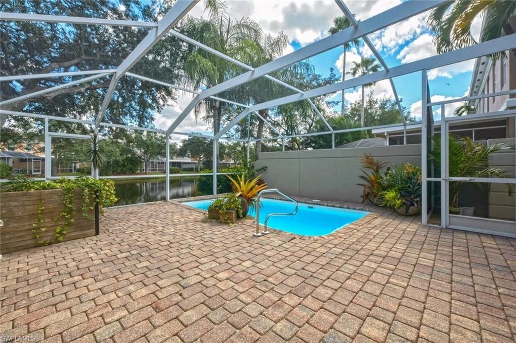 5729 Cove Cir , Unit 34, Naples, FL 34119 Photo