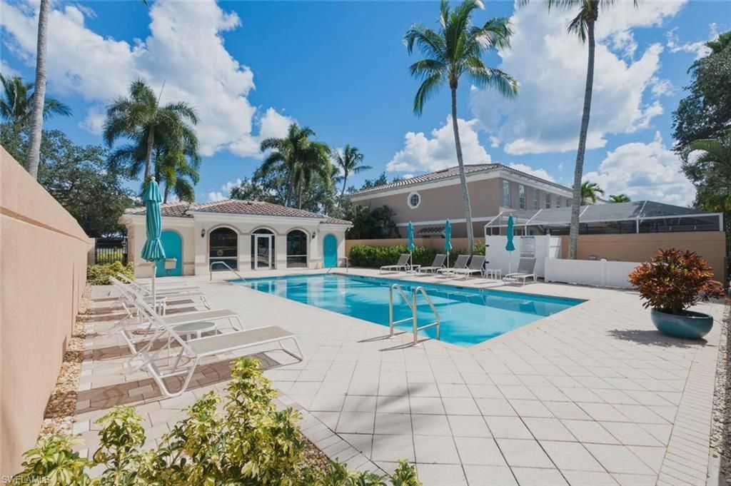 5729 Cove Cir , Unit 34, Naples, FL 34119 Photo