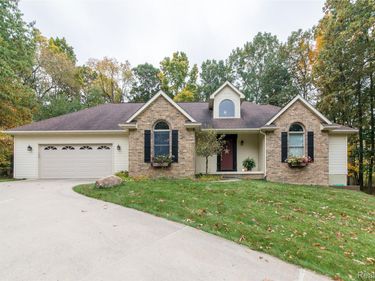 10315 Denton Creek Drive, Tyrone Township, Mi 48430