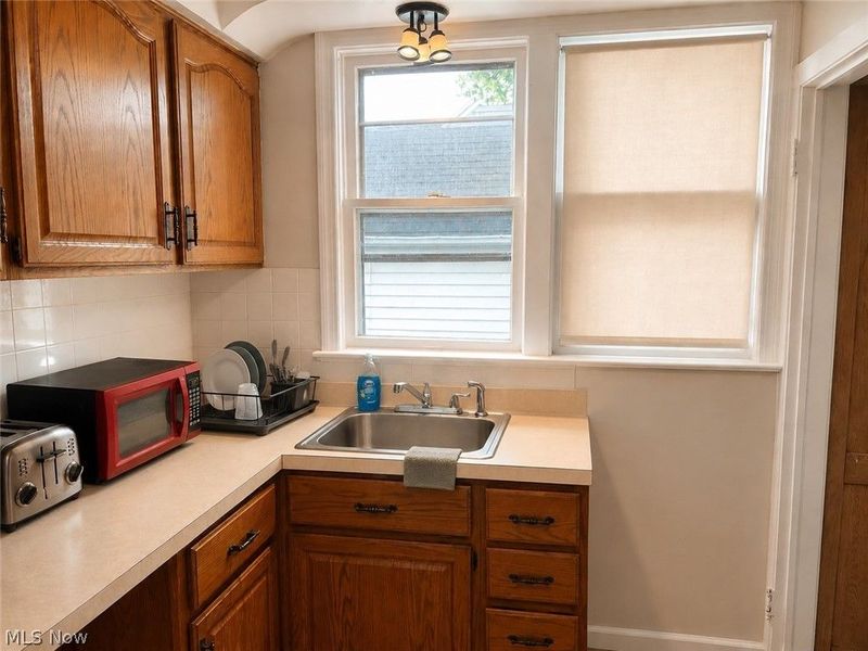 5356 Beechwood Avenue, Maple Heights, OH 44137 Photo 6