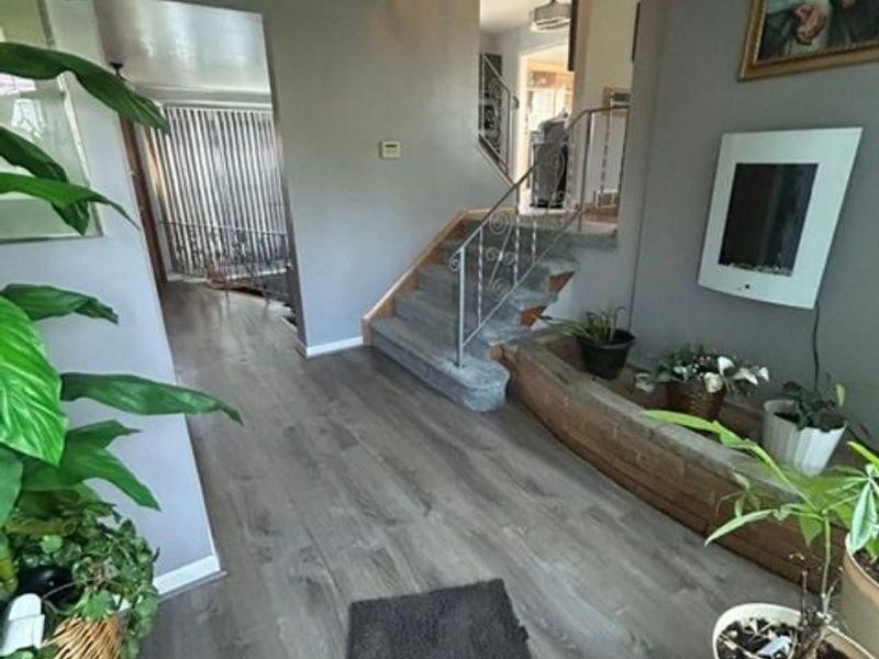 34900 Bainbridge Road, Solon, OH 44139 Photo 3