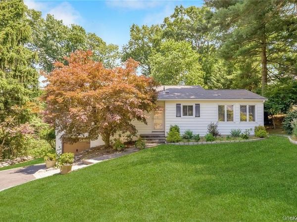 212 Crest Drive , Tarrytown, NY 10591