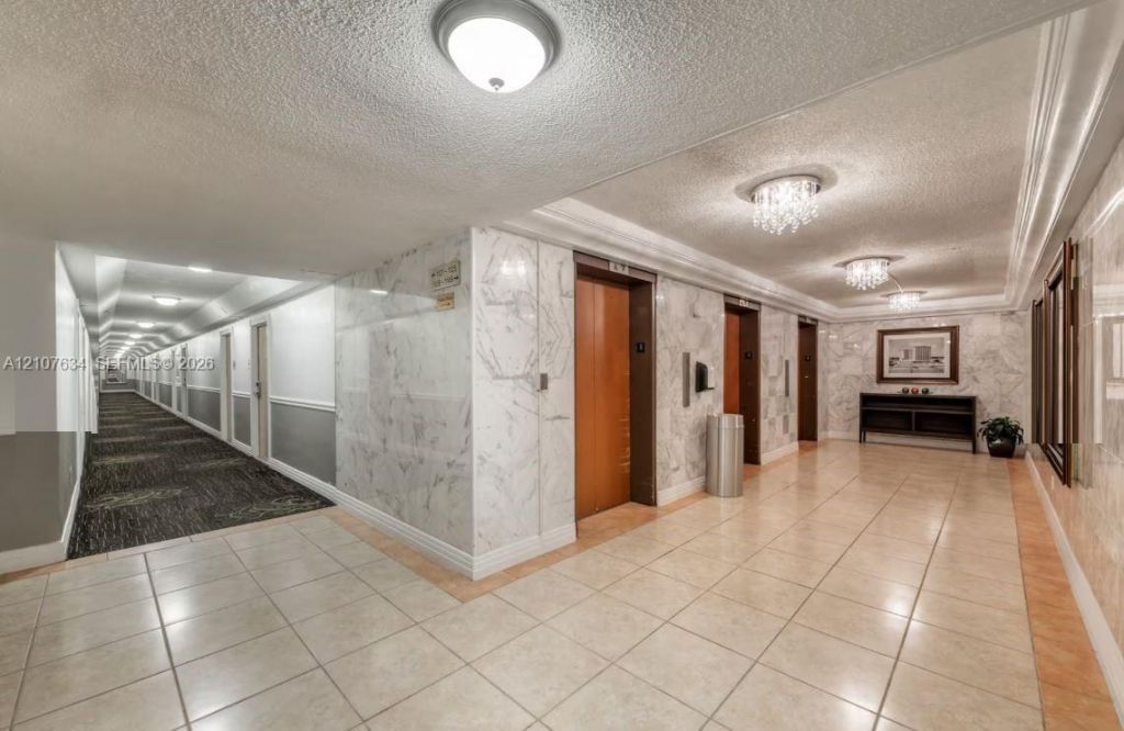 19201 Collins Ave , Unit 941, Sunny Isles Beach, FL 33160 Photo