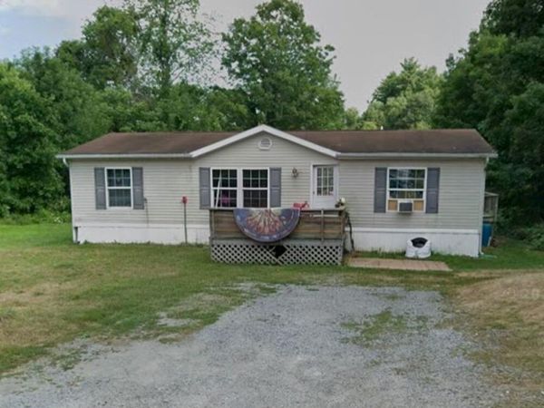 12 Marion Avenue, Warrensburg, NY 12885