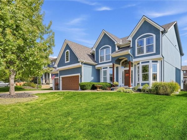 5023 Haskins Street, Shawnee, KS 66216