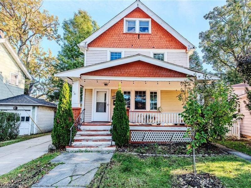 2177 Warren Road, Lakewood, OH 44107 Photo 3