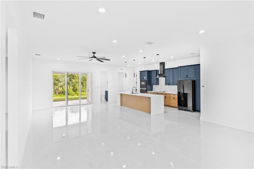 7020 Burma Cir , Labelle, FL 33935 Photo