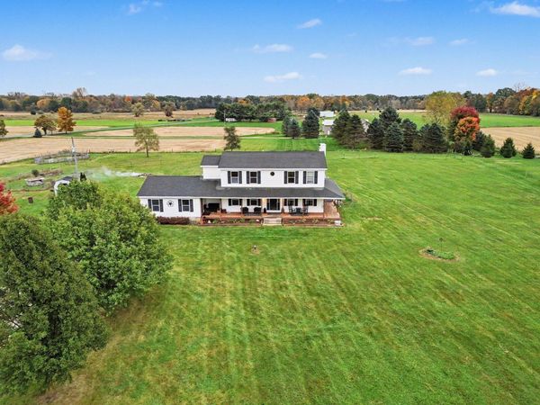 3311 M-52, Stockbridge, MI 49285