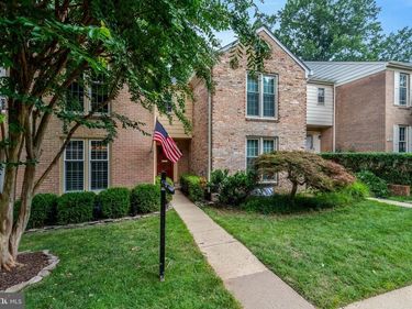 1956 HOPEWOOD DRIVE, FALLS CHURCH, VA 22043