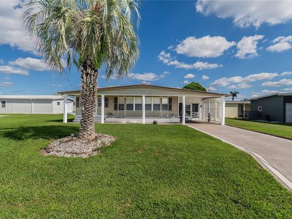 5600 ARROWHEAD DRIVE , ZEPHYRHILLS, FL 33542
