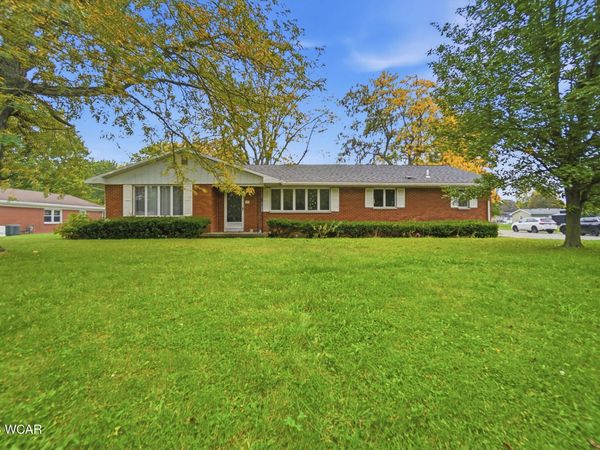 411 E Lima Avenue, Ada, OH 45810