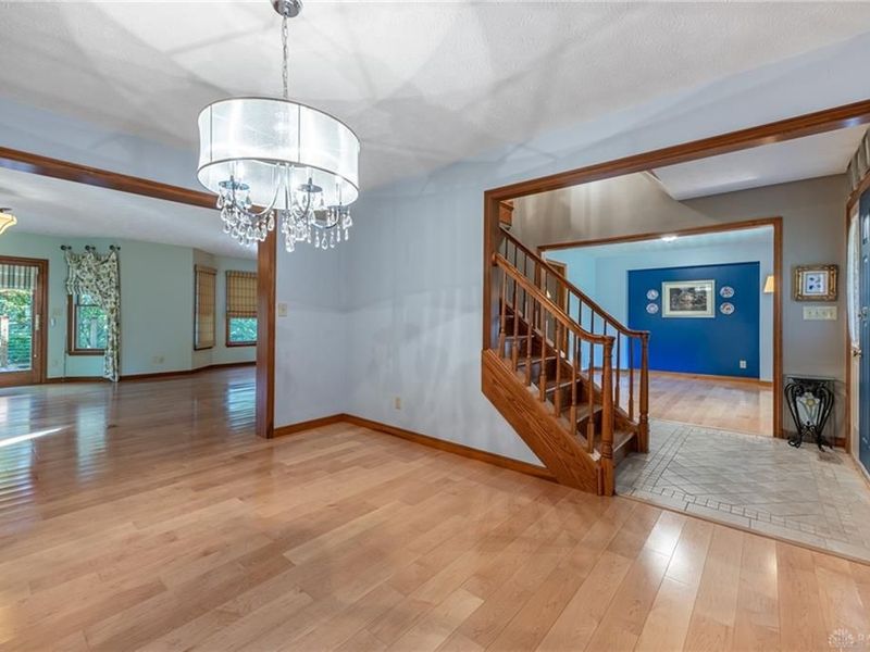 2235 Shadowood Circle, Bellbrook, OH 45305 Photo 10