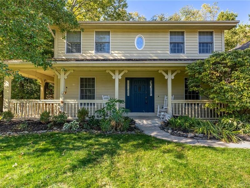 2235 Shadowood Circle, Bellbrook, OH 45305 Photo 2