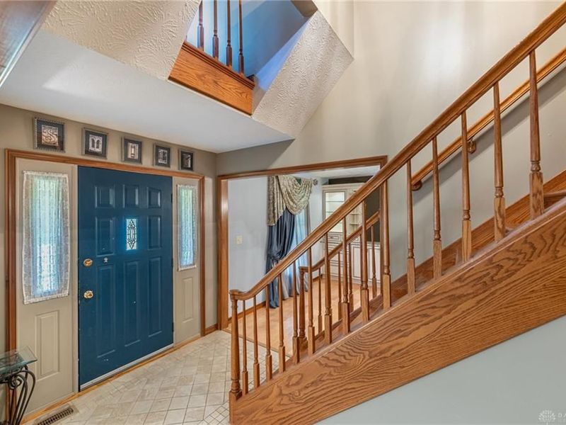 2235 Shadowood Circle, Bellbrook, OH 45305 Photo 5