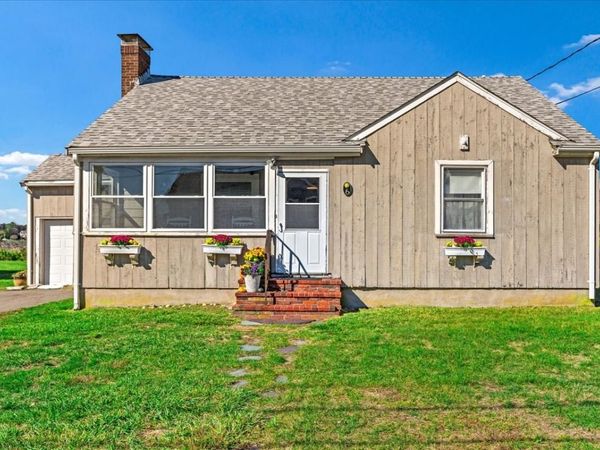 6 Seagate Cir, Scituate, MA 02066