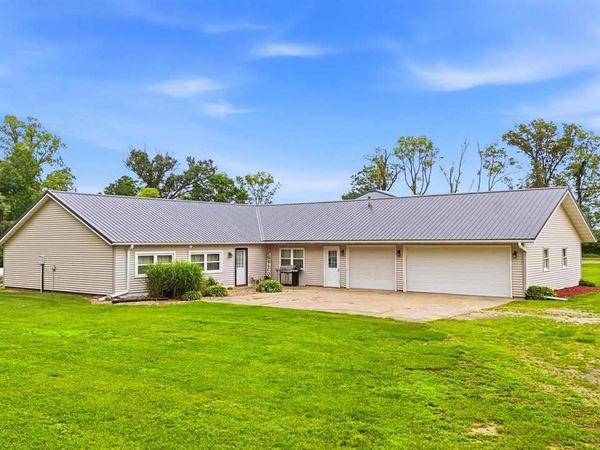 24538 118th St., Columbus Junction, IA 52738