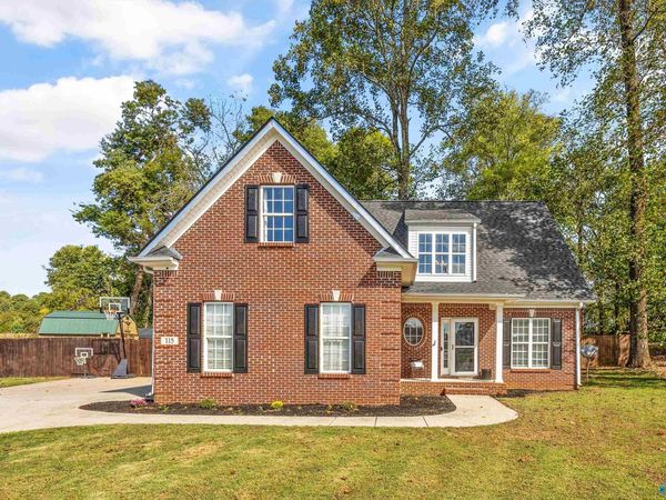 115 Hickory Glen Circle, Huntsville, AL 35811