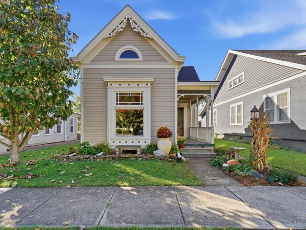 439 E Mulberry Street E, Lebanon, OH 45036