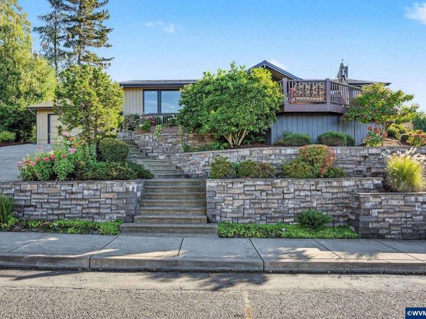3674 Burning Tree Dr S, Salem, OR 97302