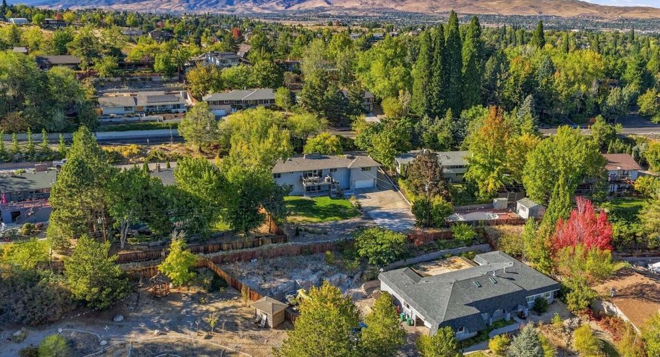 2060 Skyline Boulevard, Reno, NV 89509 Photo