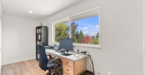 2060 Skyline Boulevard, Reno, NV 89509 Photo