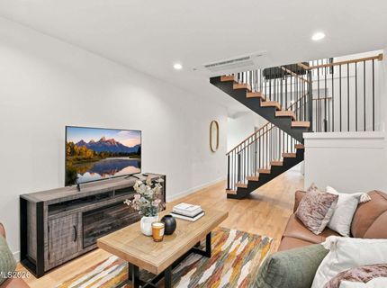 2060 Skyline Boulevard, Reno, NV 89509 Photo