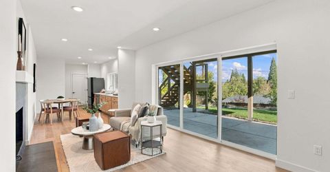 2060 Skyline Boulevard, Reno, NV 89509 Photo