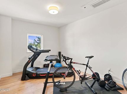 2060 Skyline Boulevard, Reno, NV 89509 Photo