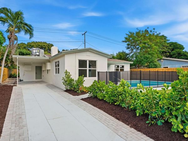1023 Andrews Road, West Palm Beach, FL 33405