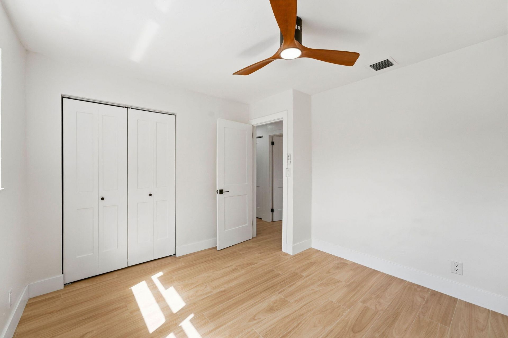 1023 Andrews Road, West Palm Beach, FL 33405 Photo