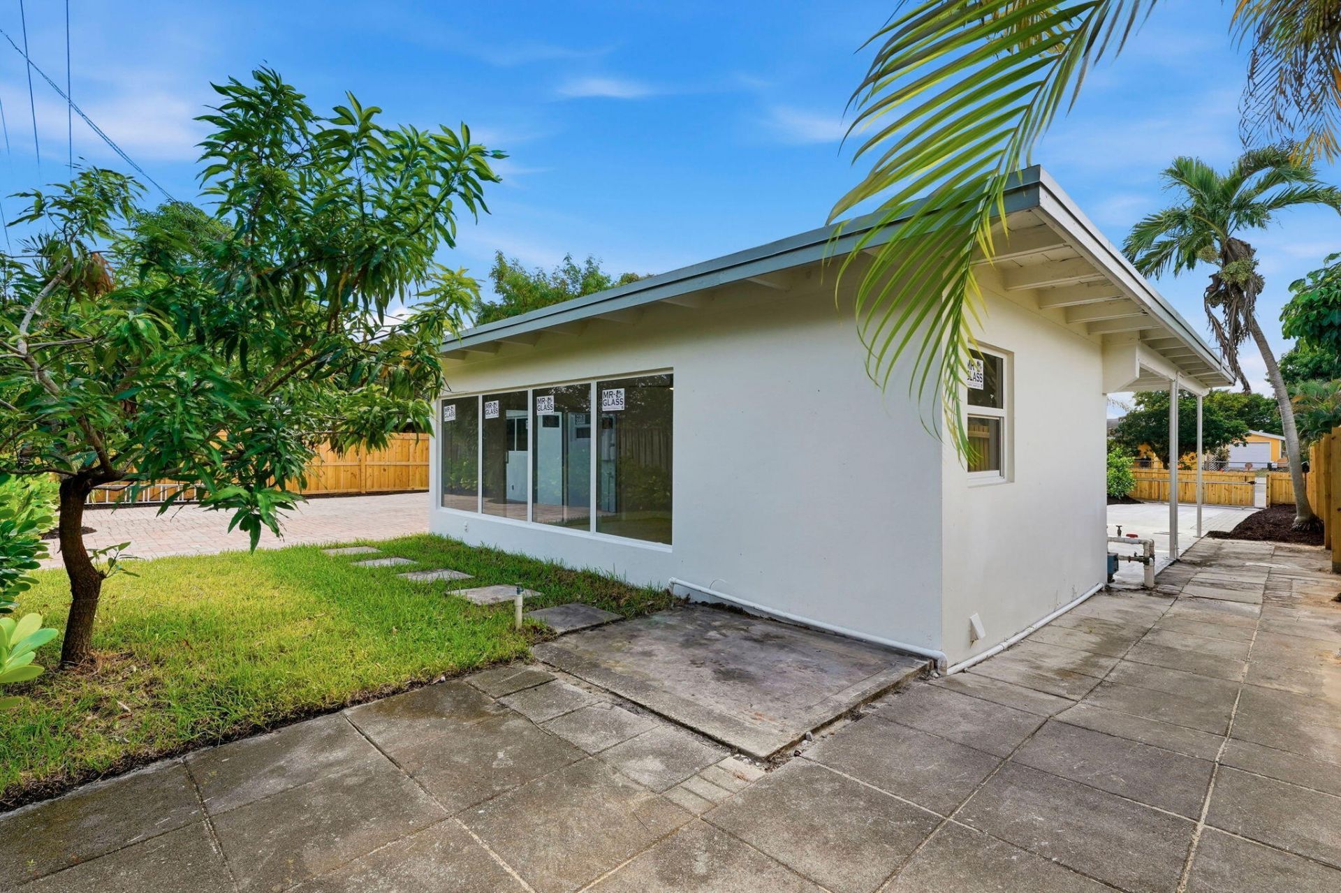 1023 Andrews Road, West Palm Beach, FL 33405 Photo