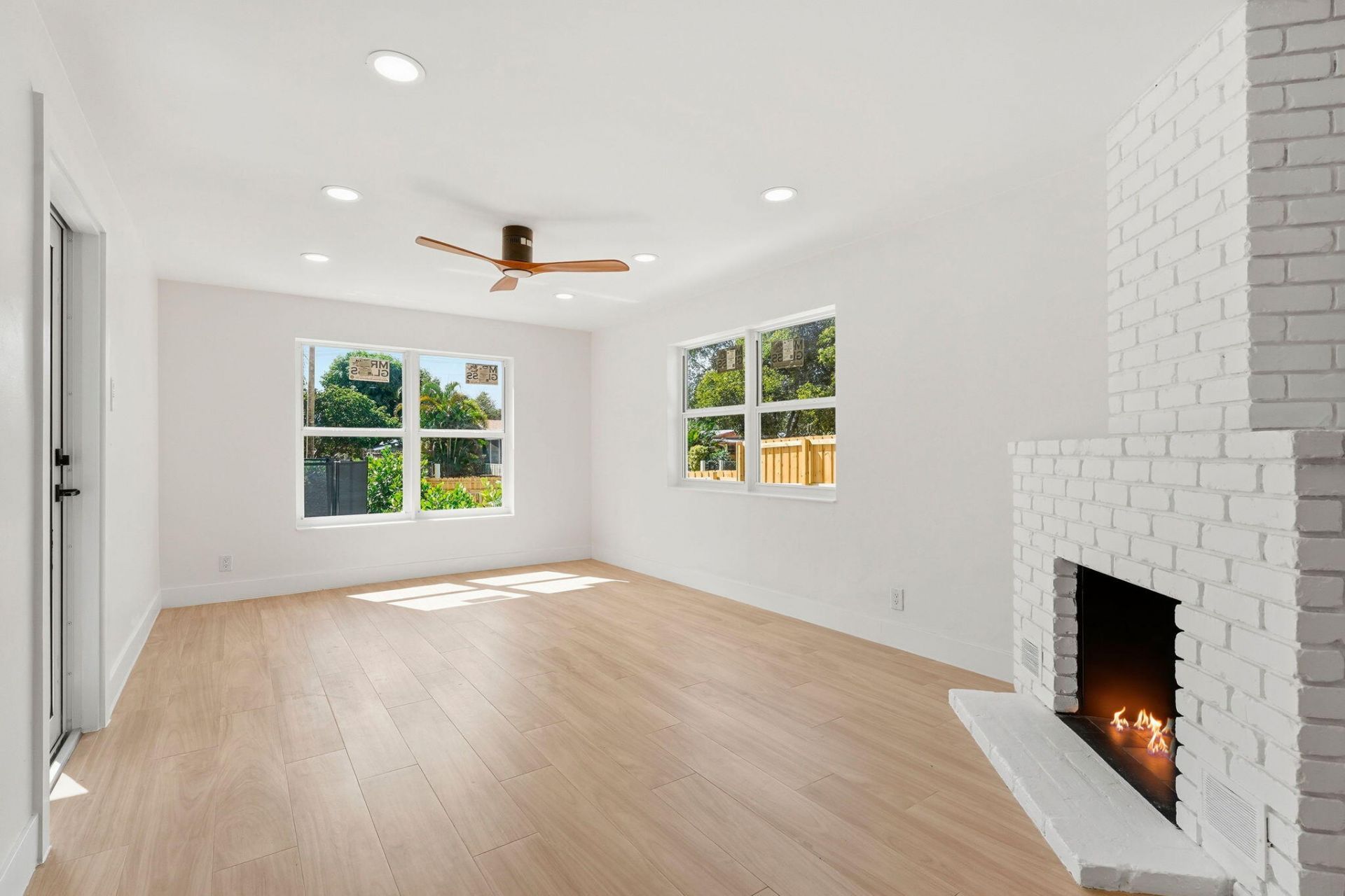 1023 Andrews Road, West Palm Beach, FL 33405 Photo