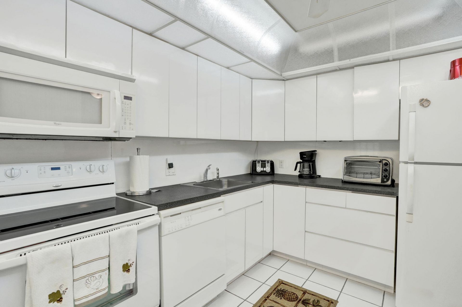 2940 N Course Drive, Unit 401, Pompano Beach, FL 33069 Photo