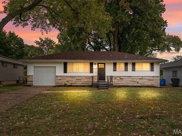 455 Myrtle Drive , Florissant, MO 63031