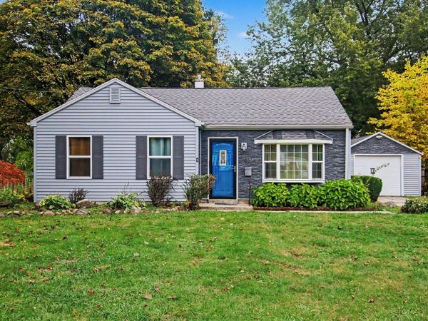 1360 Richland Avenue, Kalamazoo, MI 49006