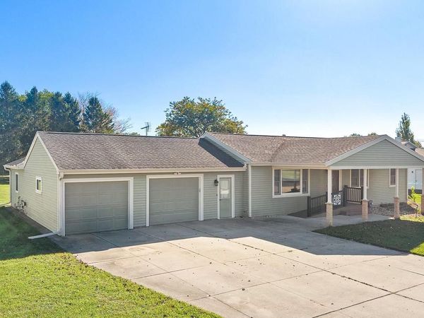 S9986 Rodney Street, Prairie Du Sac, WI 53578