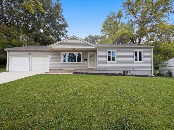 11214 E 48th Street, Kansas City, MO 64133