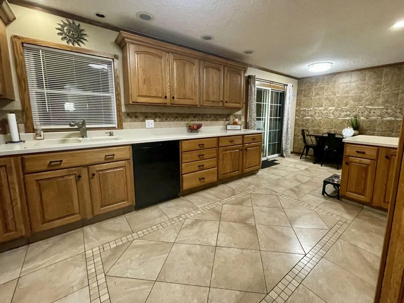 503 N Parkway Drive, Piqua, OH 45356 Photo 25