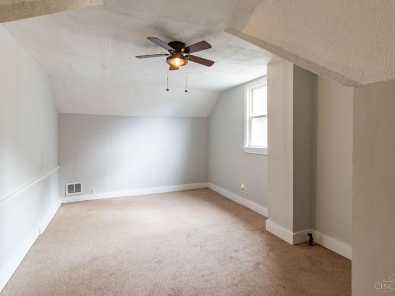 4330 Schulte Drive, Cincinnati, OH 45205 Photo 17