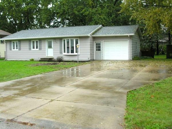 822 Belle Street, Waterloo, IA 50702