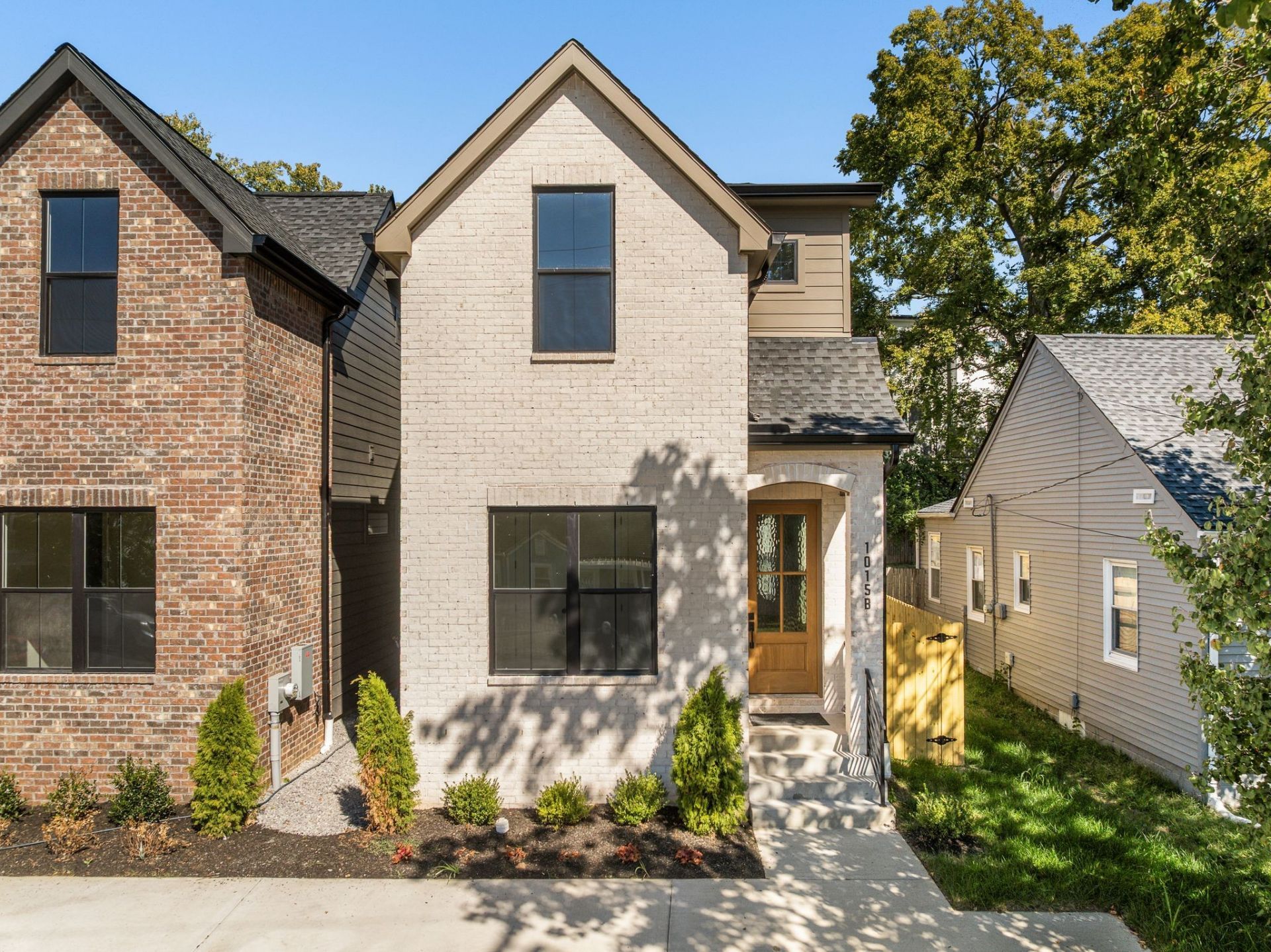 1015b Dozier Pl, Nashville, TN 37216 Main Photo
