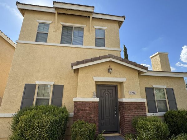 4702 E OLNEY Avenue, Gilbert, AZ 85234