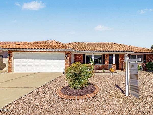 7864 E MENDOZA Avenue, Mesa, AZ 85209