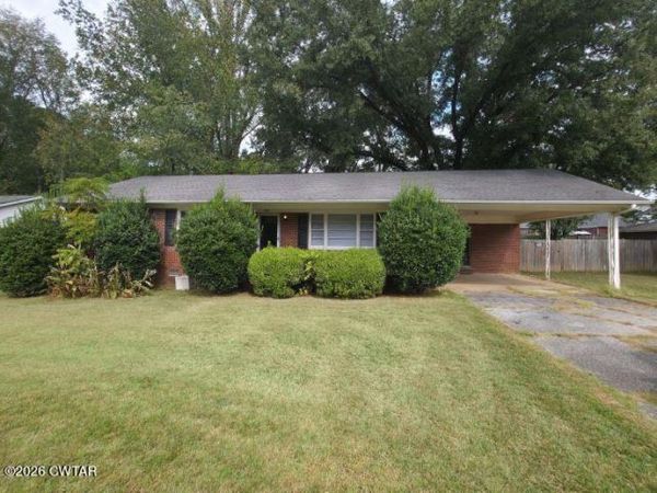 85 Charjean Drive , Jackson, TN 38305