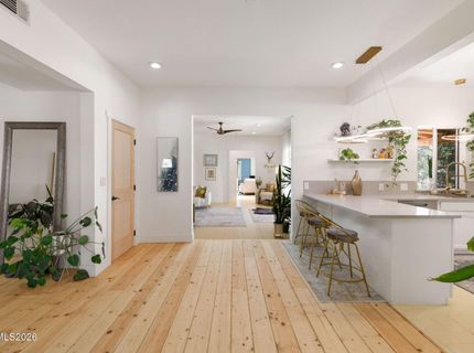 15555 Pyramid Way, Reno, NV 89510 Photo